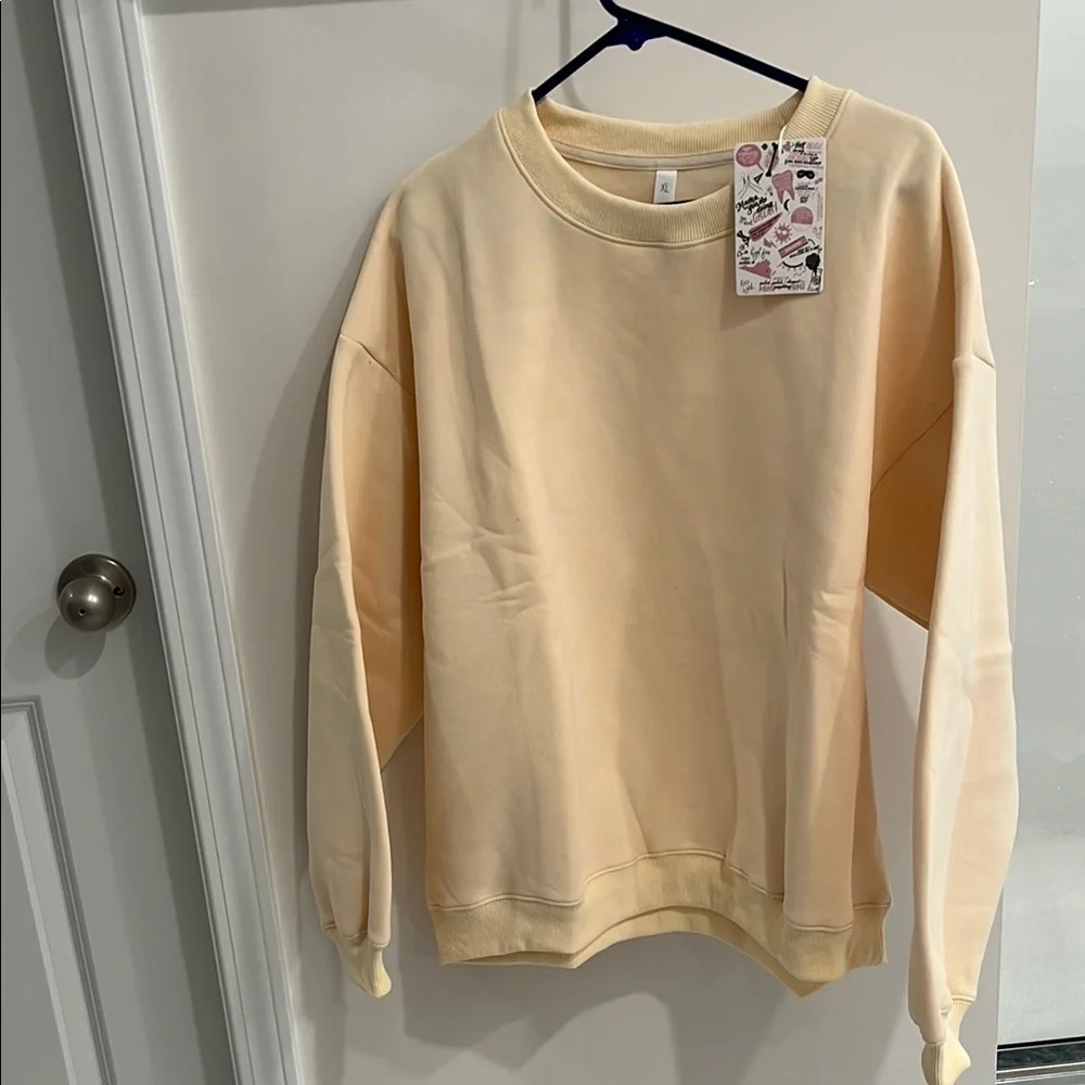 Cream Sweatshirt - Picture 1 of 3